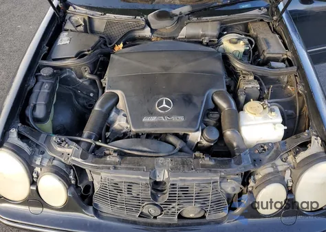 2001 Mercedes-Benz E 55 Amg z USA, uszkodzony, nr VIN WDBJF74J61B259594